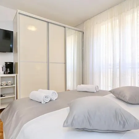Appartement & Neva